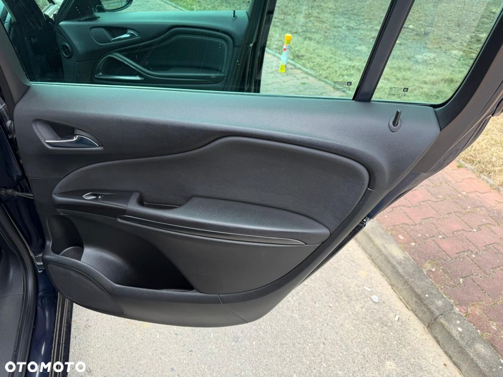 Opel Zafira 2.0 CDTI Cosmo S&S - 33