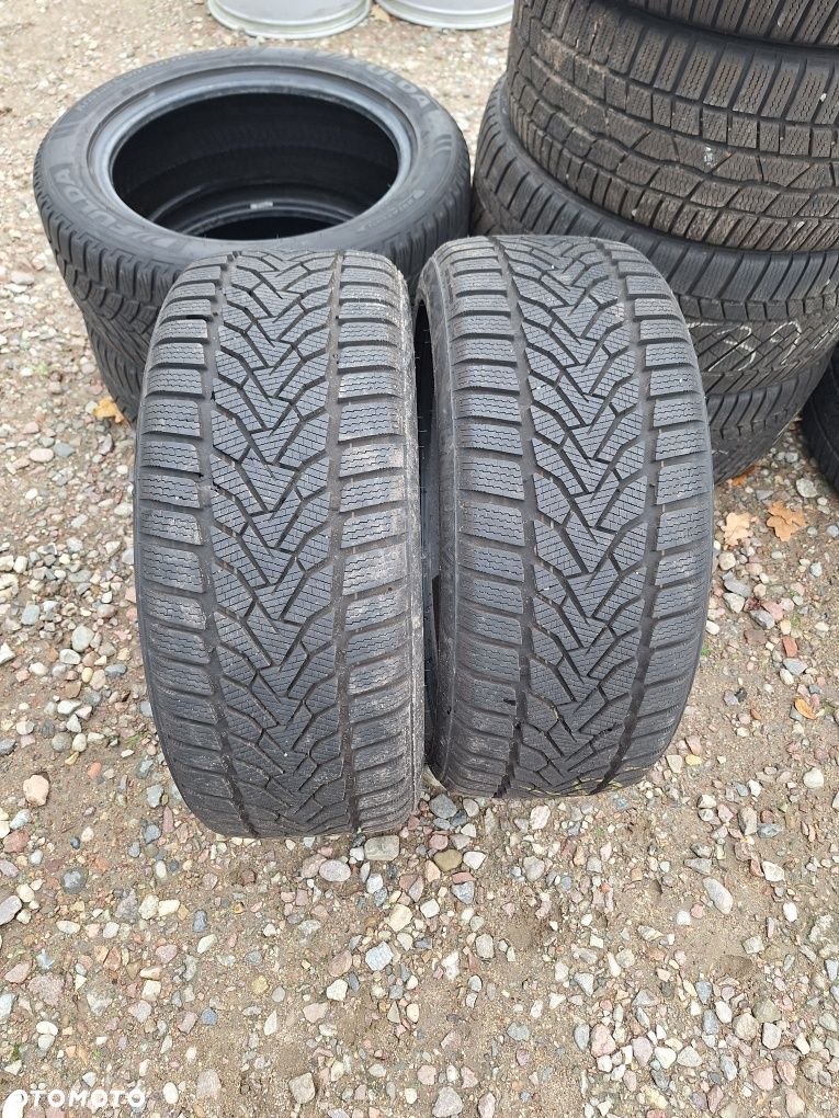 Opony zimowe Uniroyal 225 40 r18 - 1
