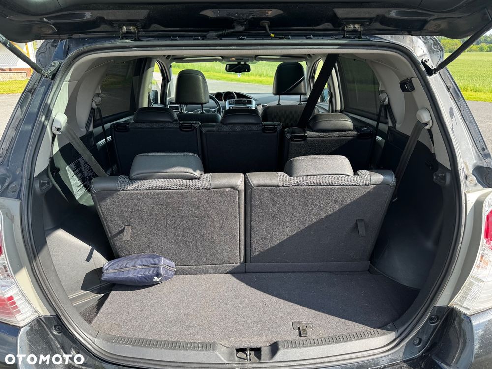 Toyota Verso 2.0 D-4D Prestige 7os - 9
