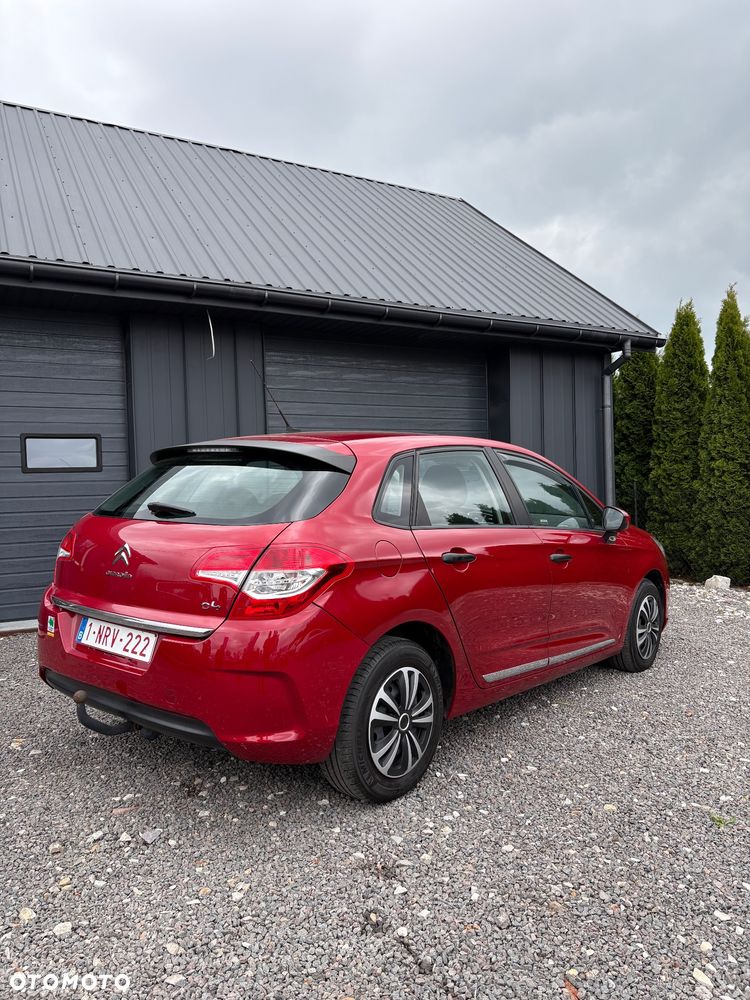 Citroën C4 1.4 16V Style - 3