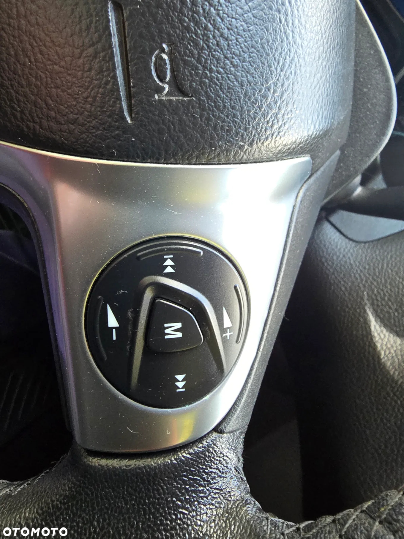 Ford Focus 1.6 FF Ambiente - 11