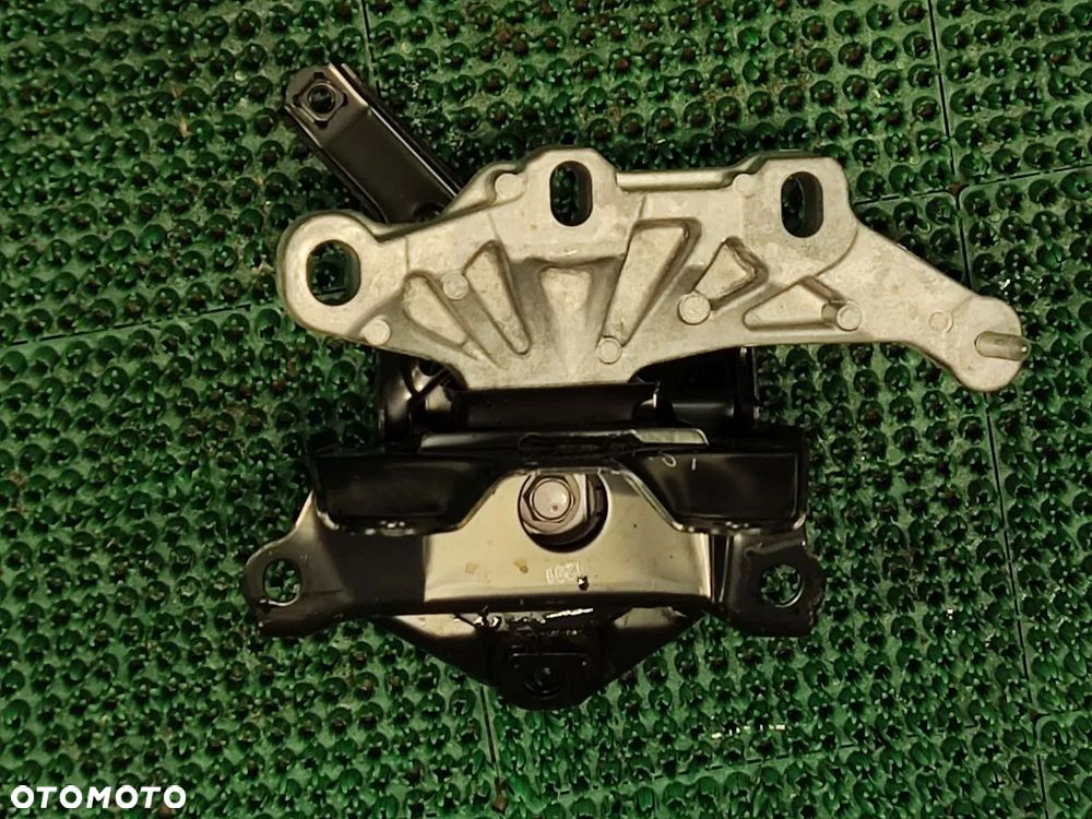 TOYOTA YARIS 1.5i Aut 19-24r Poduszka Łapa Silnika Skrzynia - 4
