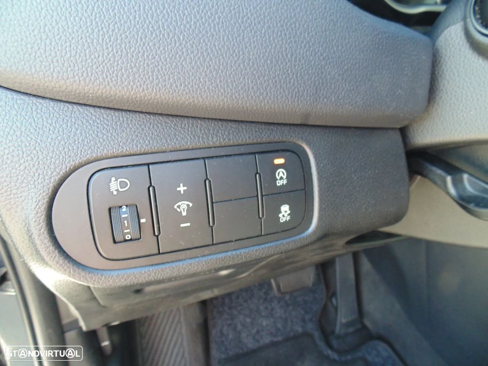 Kia Carens 1.7 CRDi ISG TX Aut. - 27