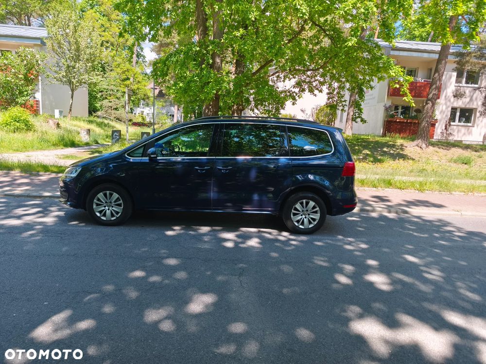 Volkswagen Sharan 2.0 TDI Trendline DSG - 5