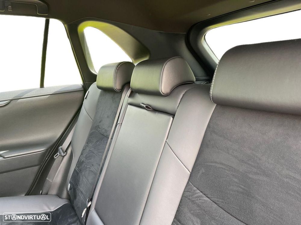 Toyota RAV4 - 11