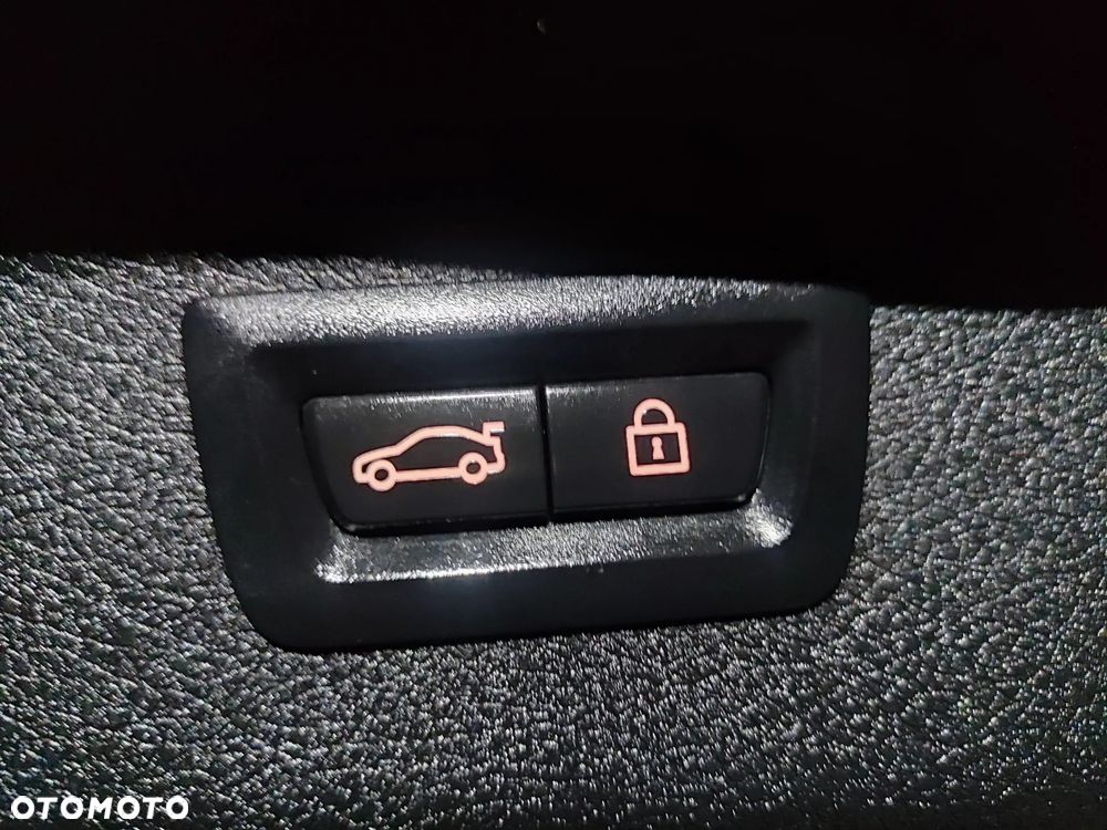 BMW Seria 2 218i GT Luxury Line - 28