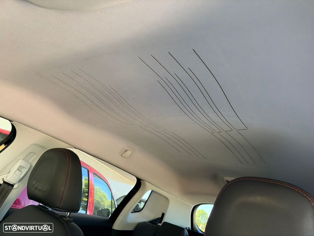 Peugeot 2008 1.2 PureTech GT Line - 46