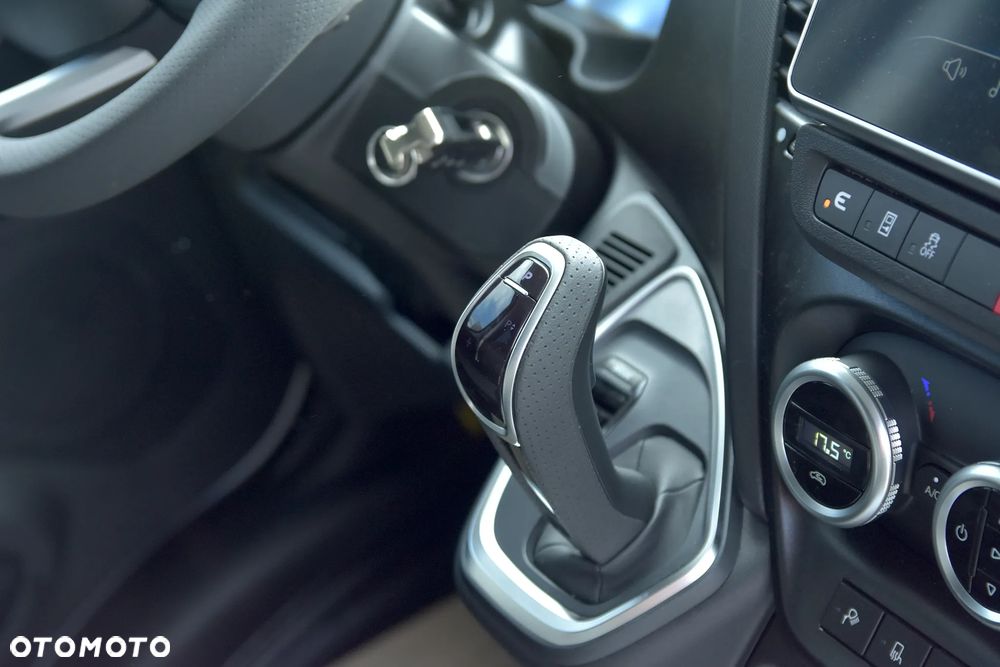 Iveco Daily 35S18 180km zabudowa brygadowa 7osobowy MOBILCAR - 18