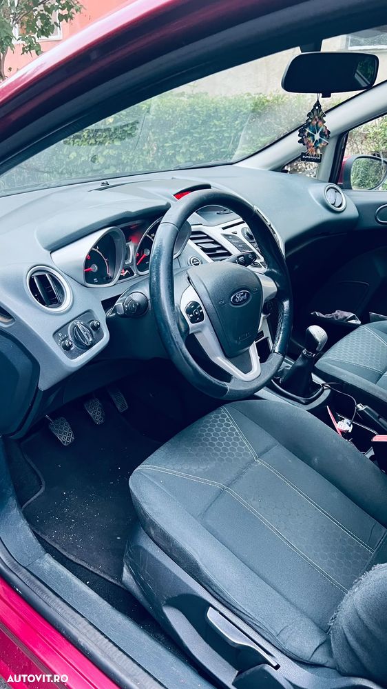 Ford Fiesta 1.6 TDCI Individual - 7
