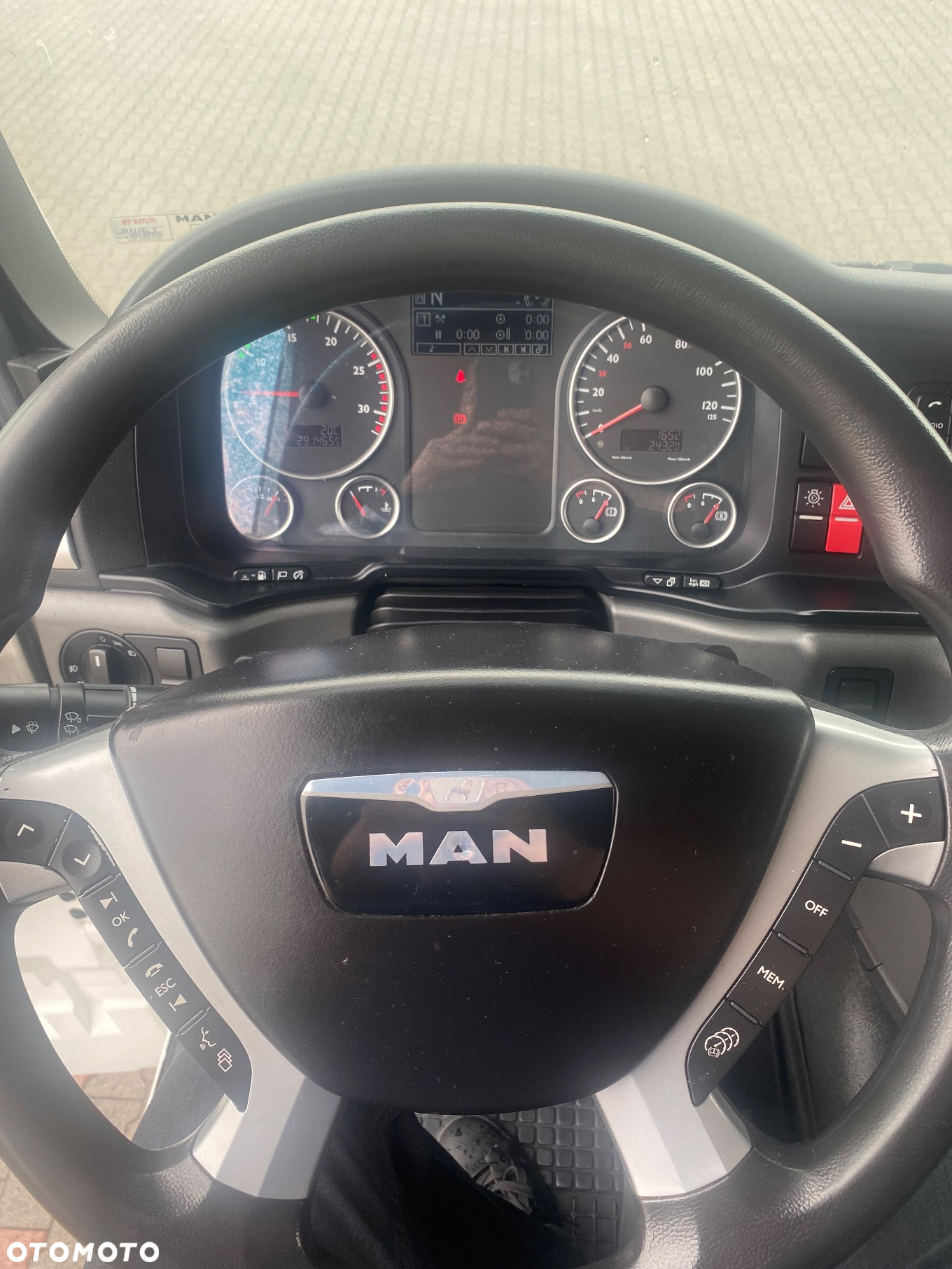 MAN TGX Chłodnia z windą 23ep - 7