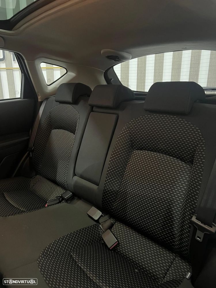 Nissan Qashqai 2.0 dCi Acenta AT FPD - 35