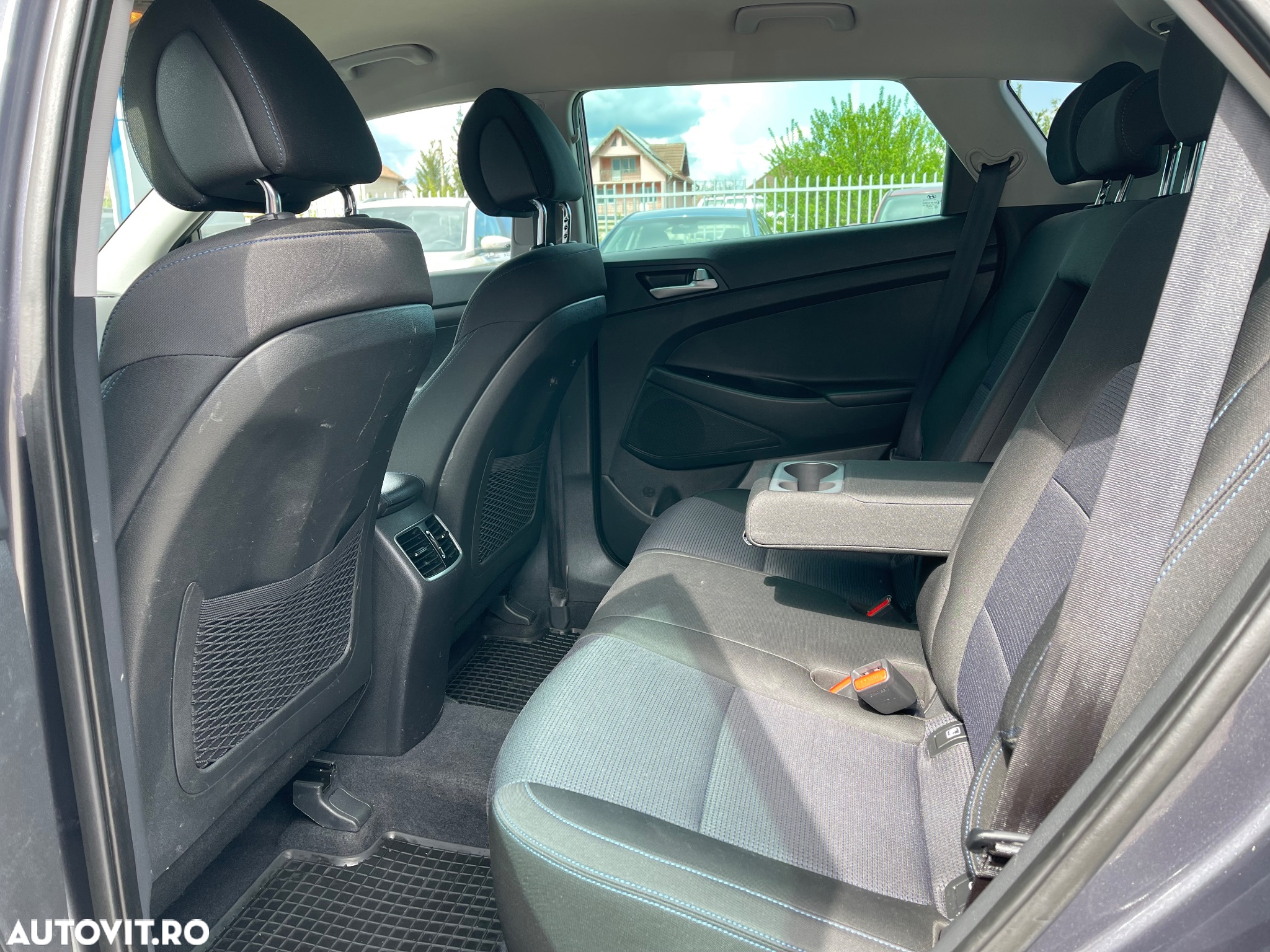 Hyundai Tucson 1.6 T-GDi 4WD 6MT Premium - 8