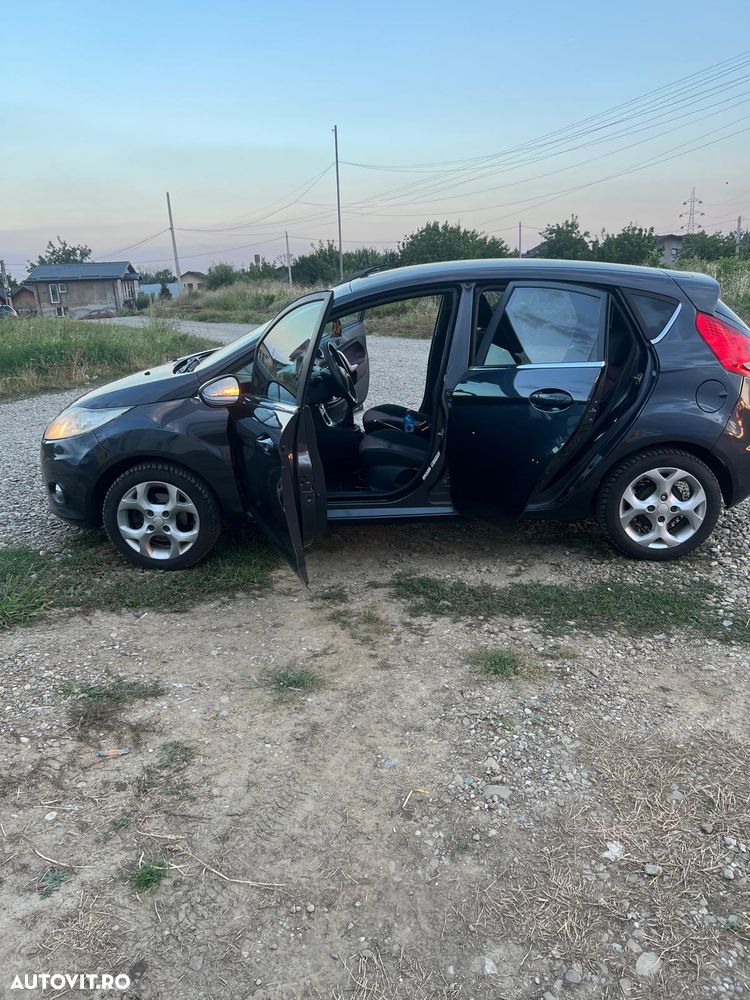 Ford Fiesta 1.25i Titanium - 4