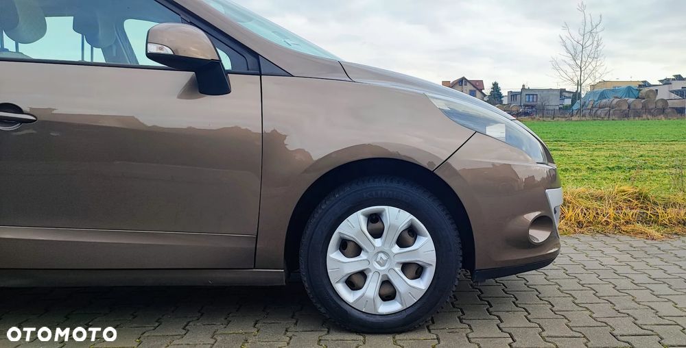 Renault Scenic 1.5 dCi Expression - 15