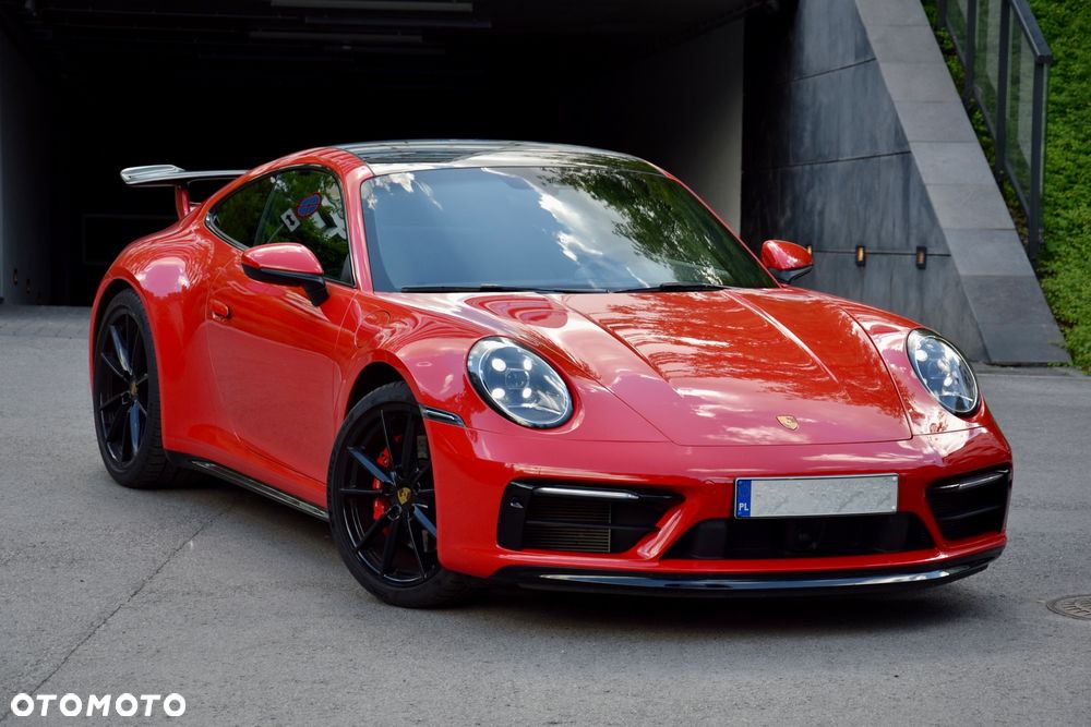 Porsche 911 Carrera 4S - 6