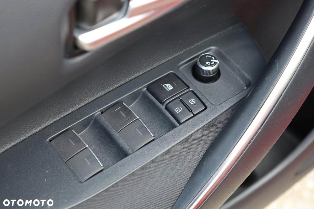 Toyota Corolla 1.8 Hybrid Comfort - 31