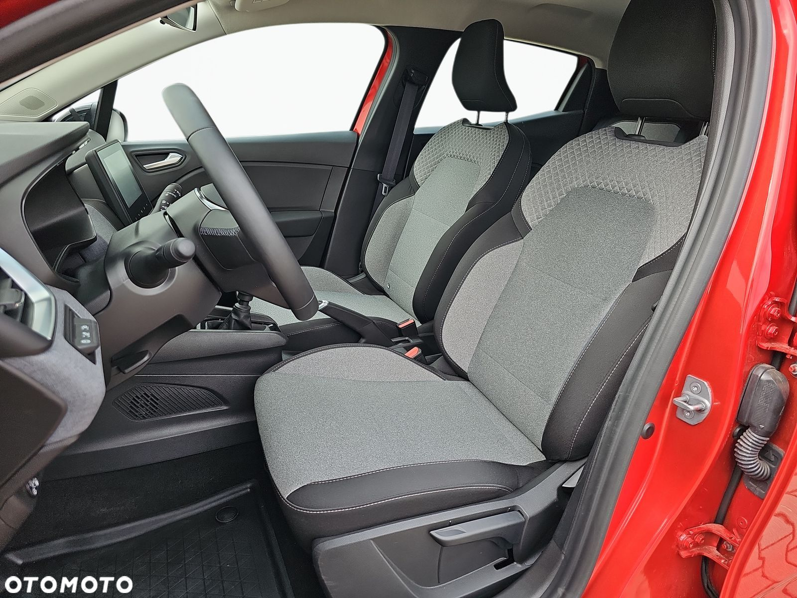 Renault Clio 1.0 TCe Evolution - 22