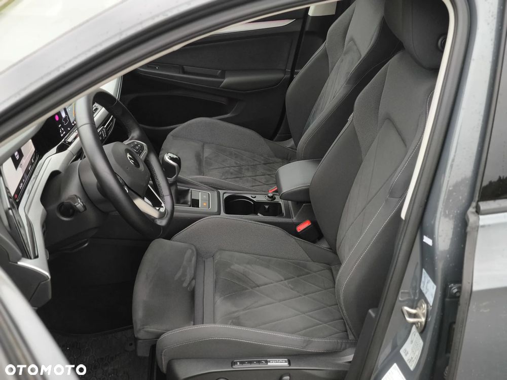 Volkswagen Golf 1.5 TSI ACT OPF Highline - 9