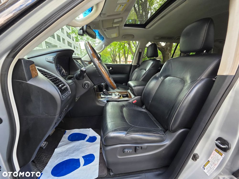 Infiniti QX80 - 6
