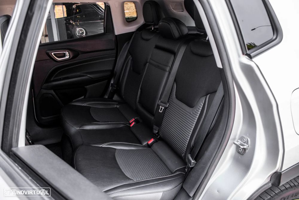 Jeep Compass 1.3 TG 4Xe Limited S - 31