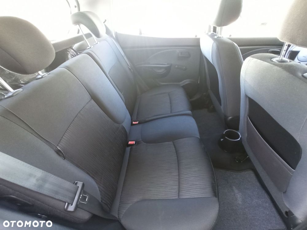 Kia Picanto - 12