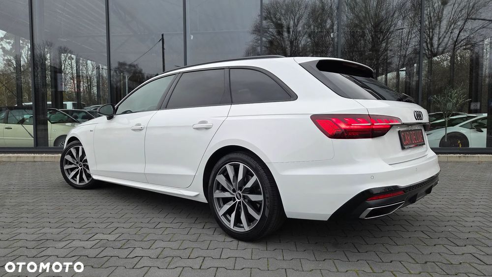 Audi A4 Avant - 33