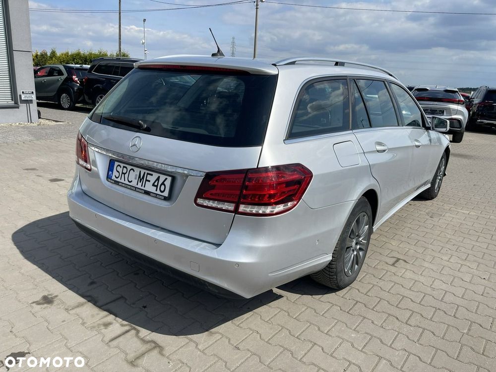 Mercedes-Benz Klasa E 250 BlueTEC 9G-TRONIC Classic - 4