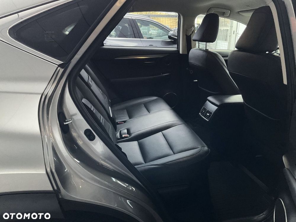 Lexus NX 300h Comfort AWD - 17