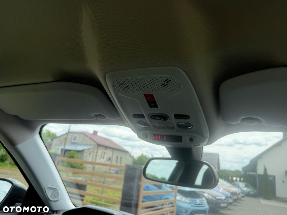 Peugeot 2008 PureTech 130 Stop&Start EAT6 Allure - 22