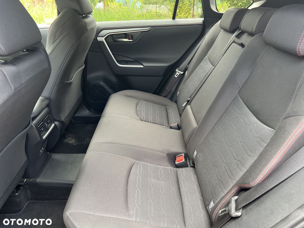 Toyota RAV4 - 10