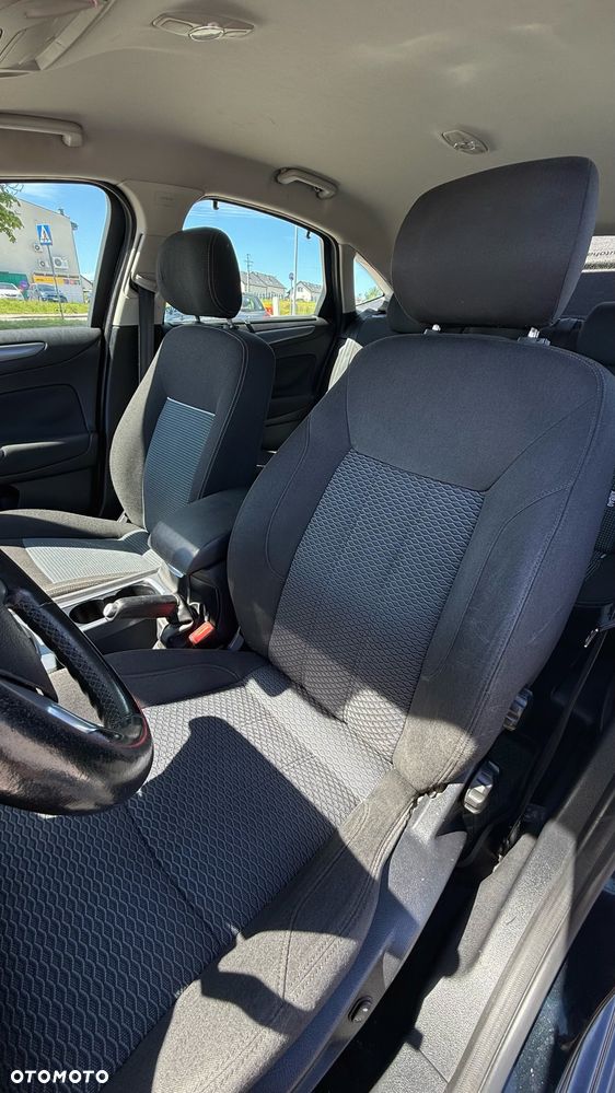 Ford Mondeo 2.0 TDCi Ambiente - 8