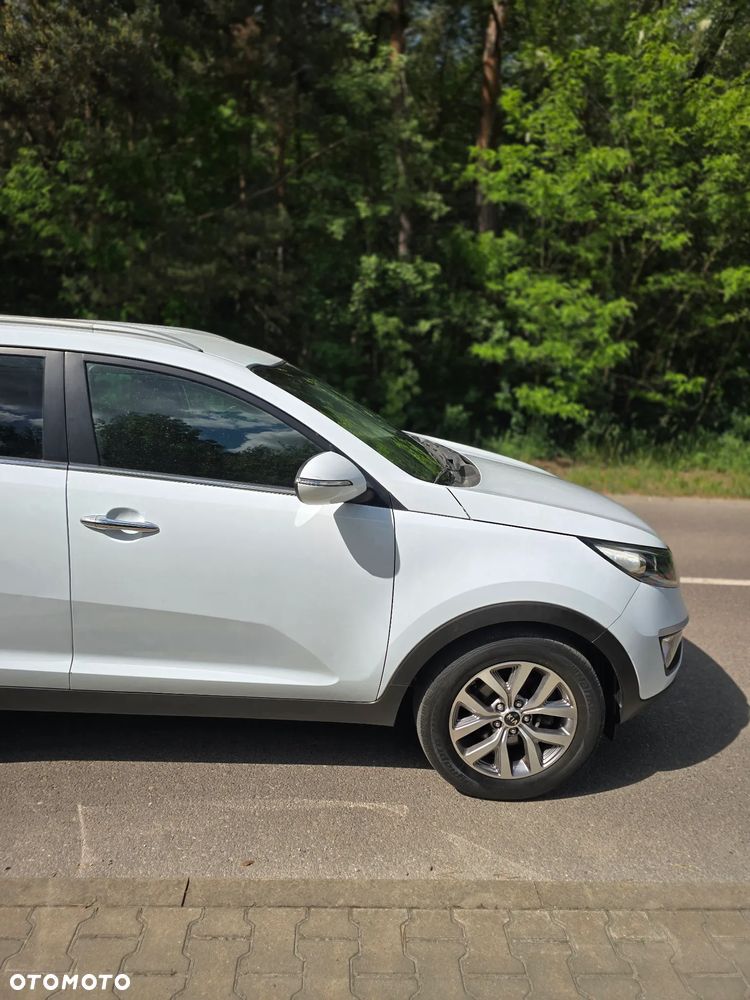 Kia Sportage 1.7 CRDI 2WD Dream-Team Edition - 12