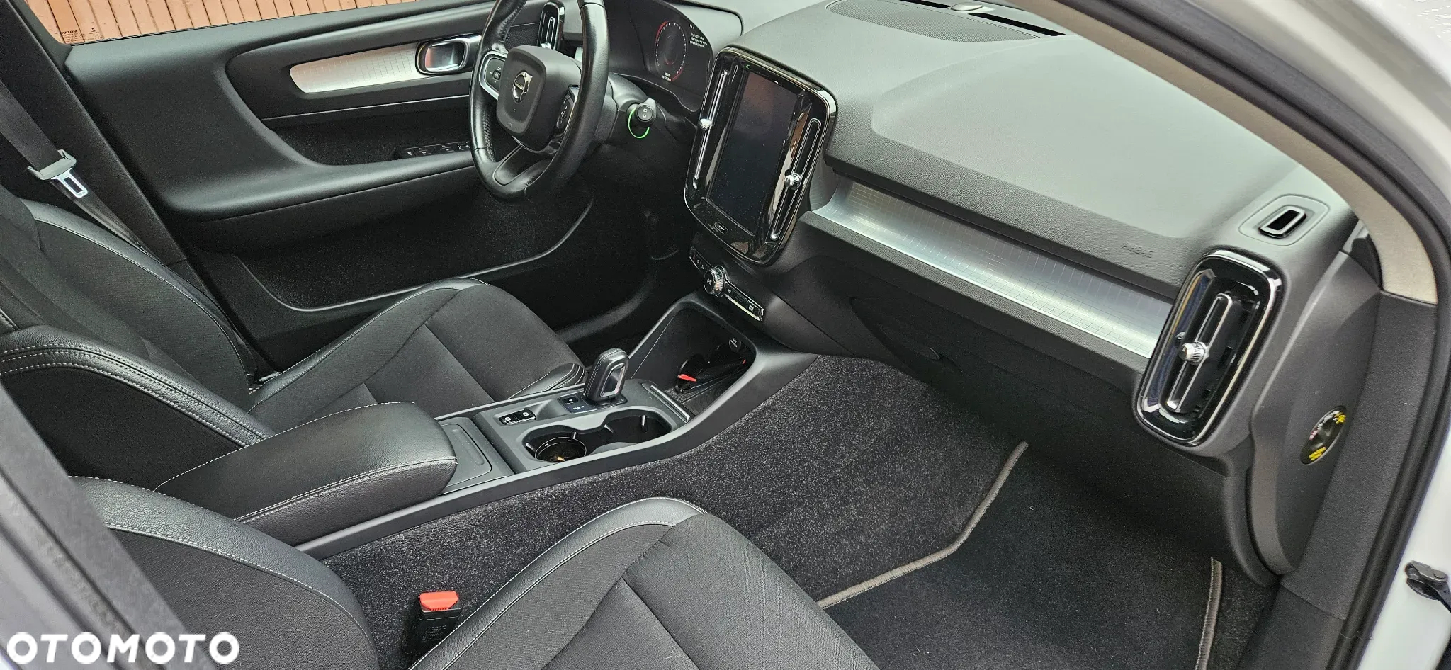 Volvo XC 40 T4 AWD Inscription - 13