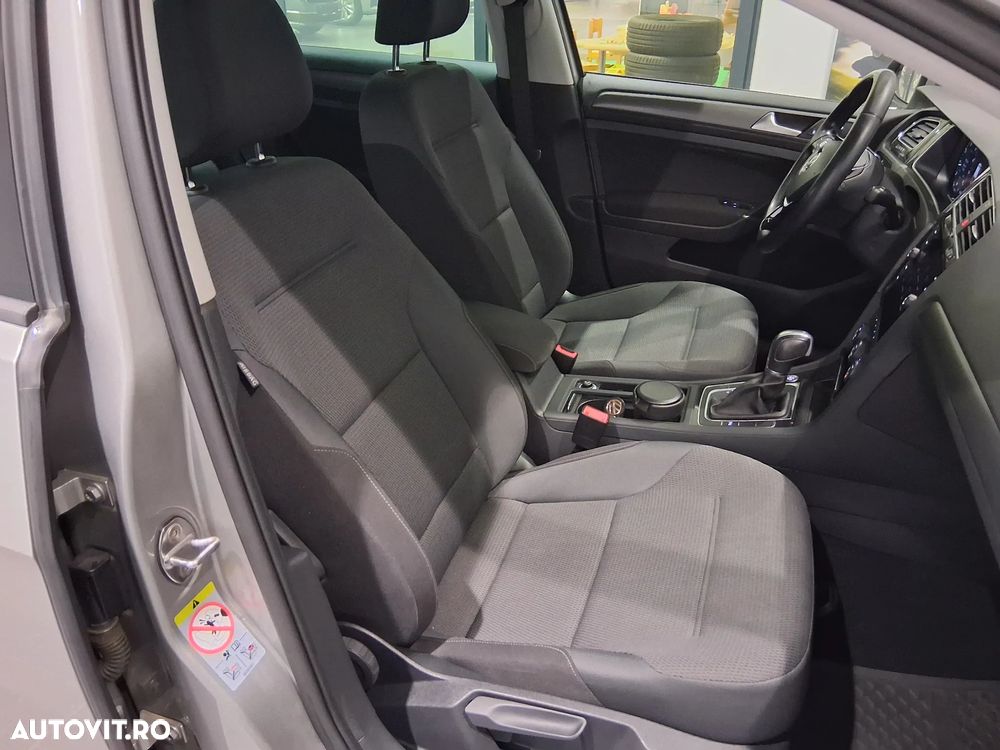 Volkswagen Golf Variant 1.5 eTSI MHEV 130CP DSG Style - 30