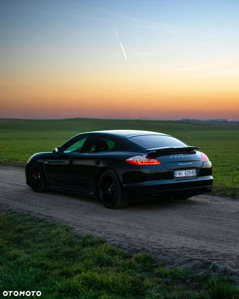 Porsche Panamera - 7