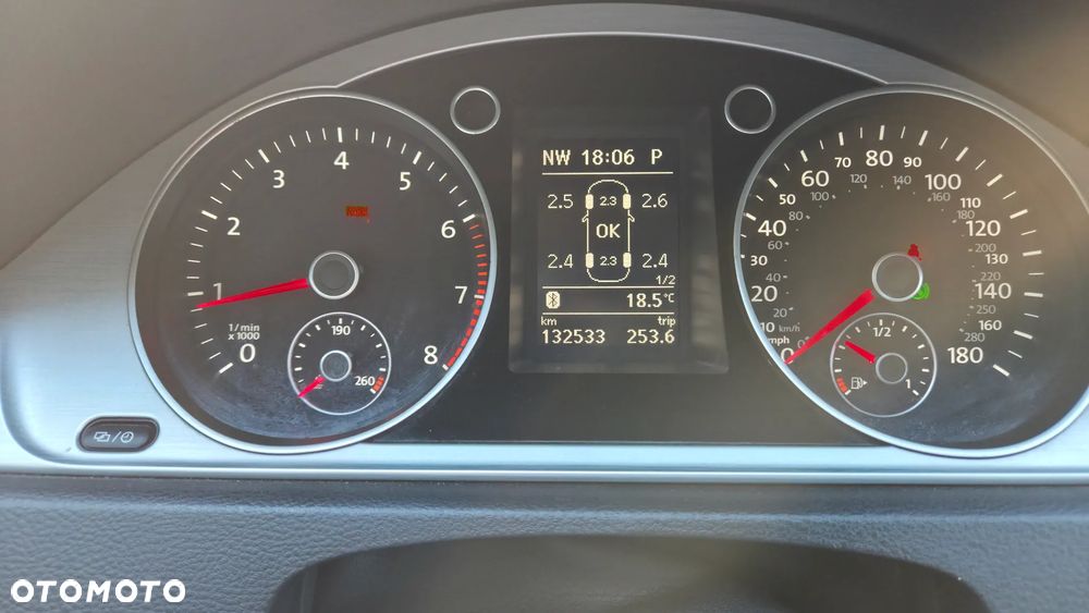 Volkswagen Passat CC - 2