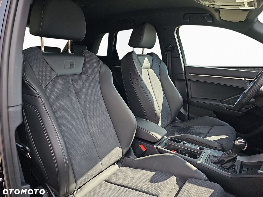 Audi Q3 - 23