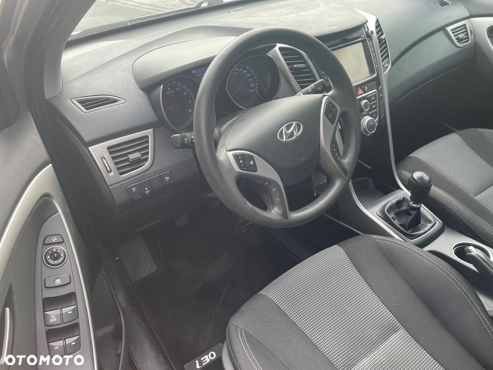 Hyundai i30 1.4 Premium - 11