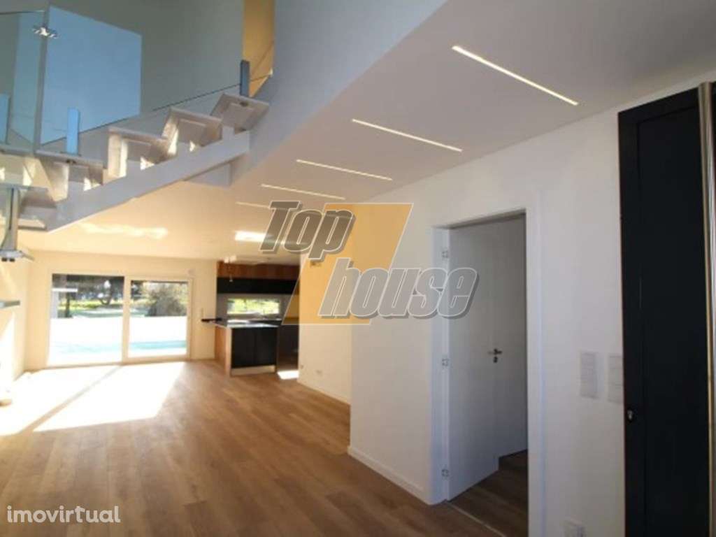 Moradia isolada V4 com piscina -Charneca de Caparica - Grande imagem: 3/22