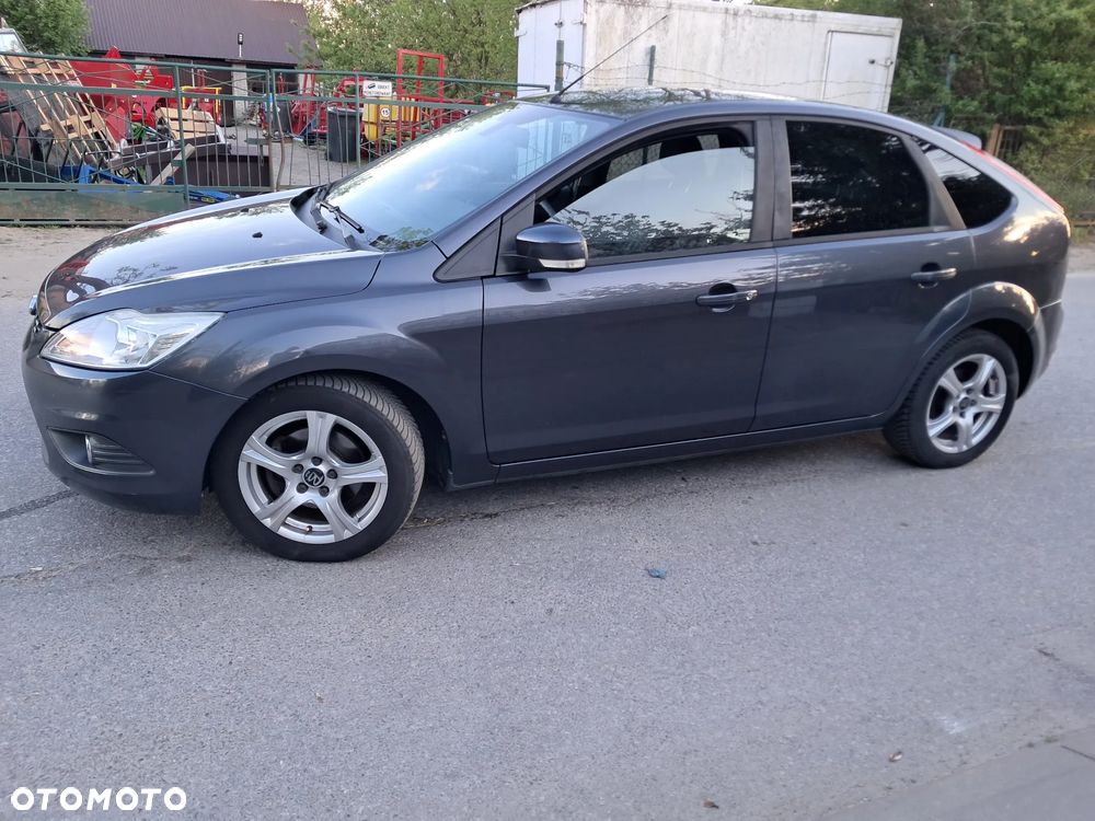 Ford Focus 1.6 16V Ambiente - 6