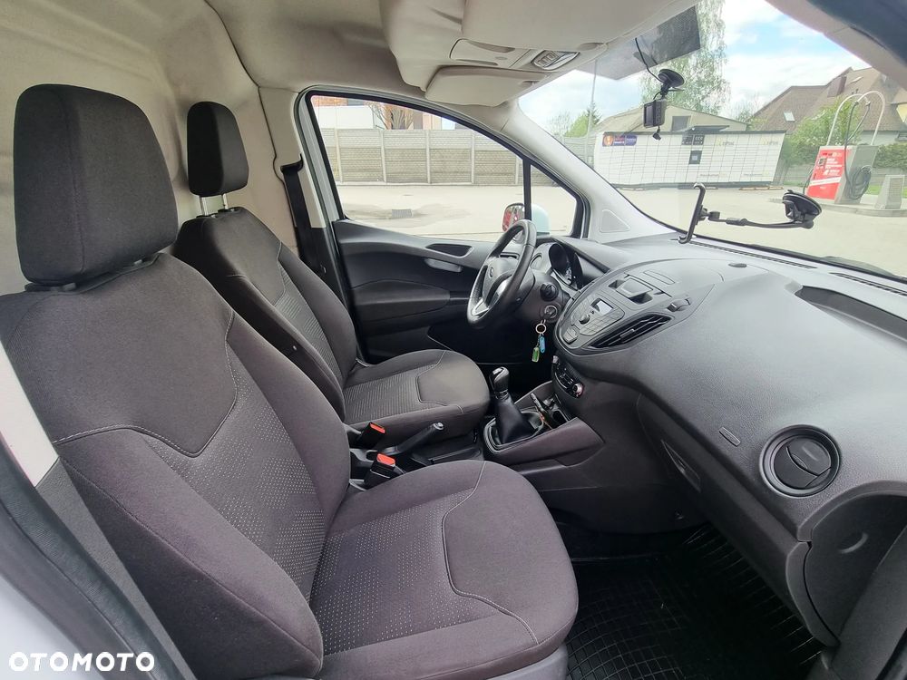 Ford TRANSIT COURIER - 17