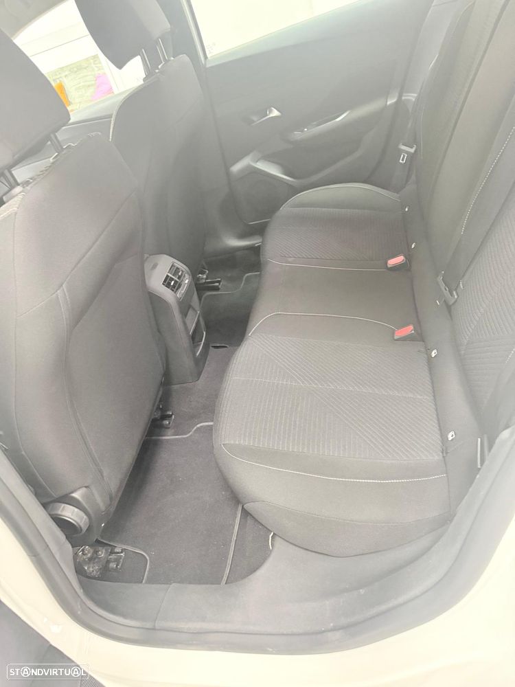 Peugeot 308 - 12