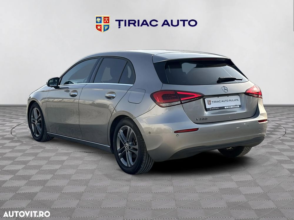 Mercedes-Benz A 200 7G-DCT - 4