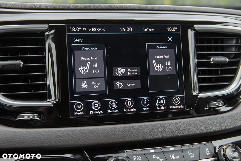 Chrysler Pacifica - 18