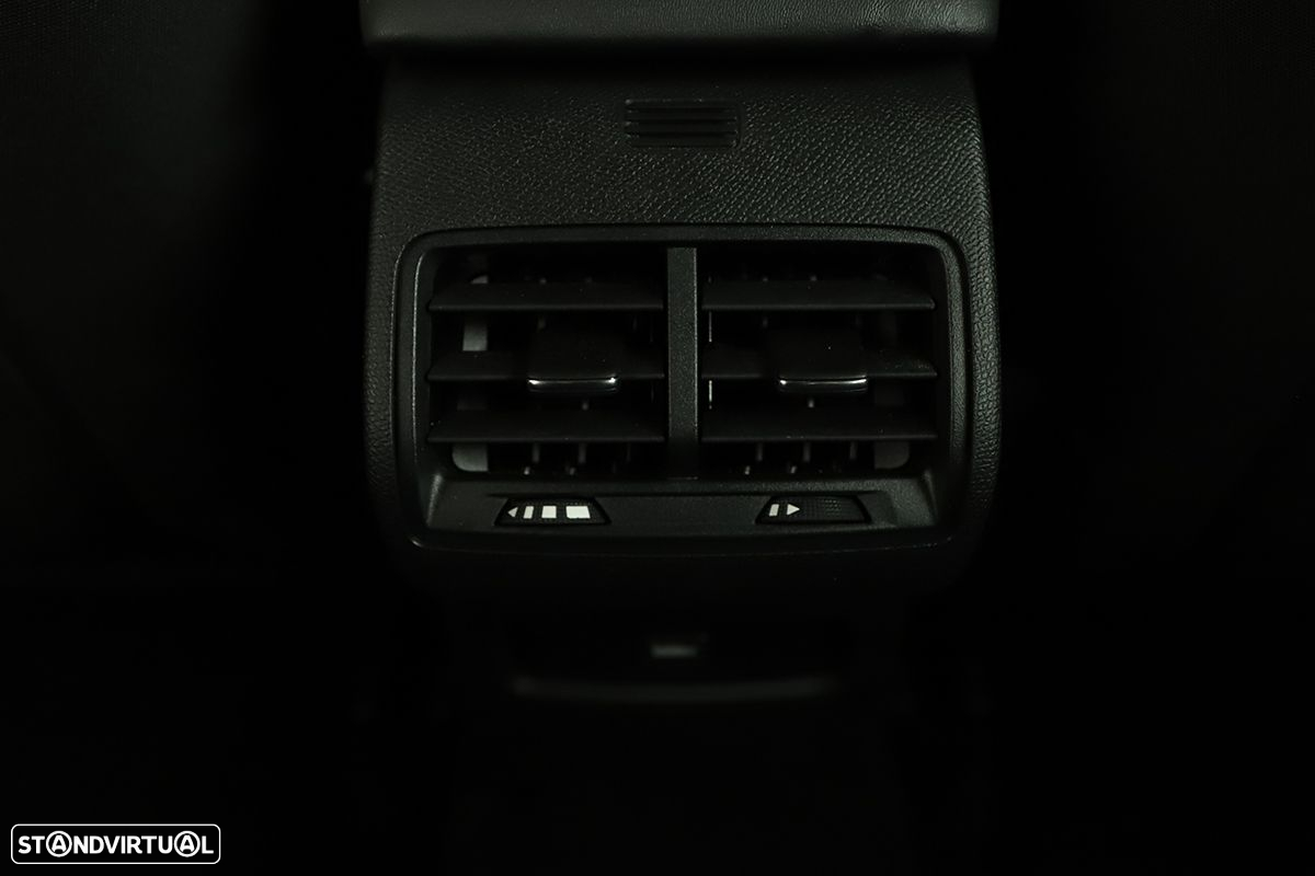 Citroën C4 1.2 PureTech Plus EAT8 - 23