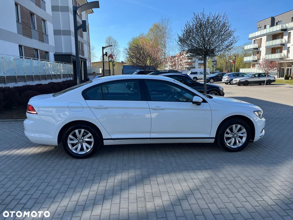 Volkswagen Passat 1.4 TSI BMT Trendline - 8