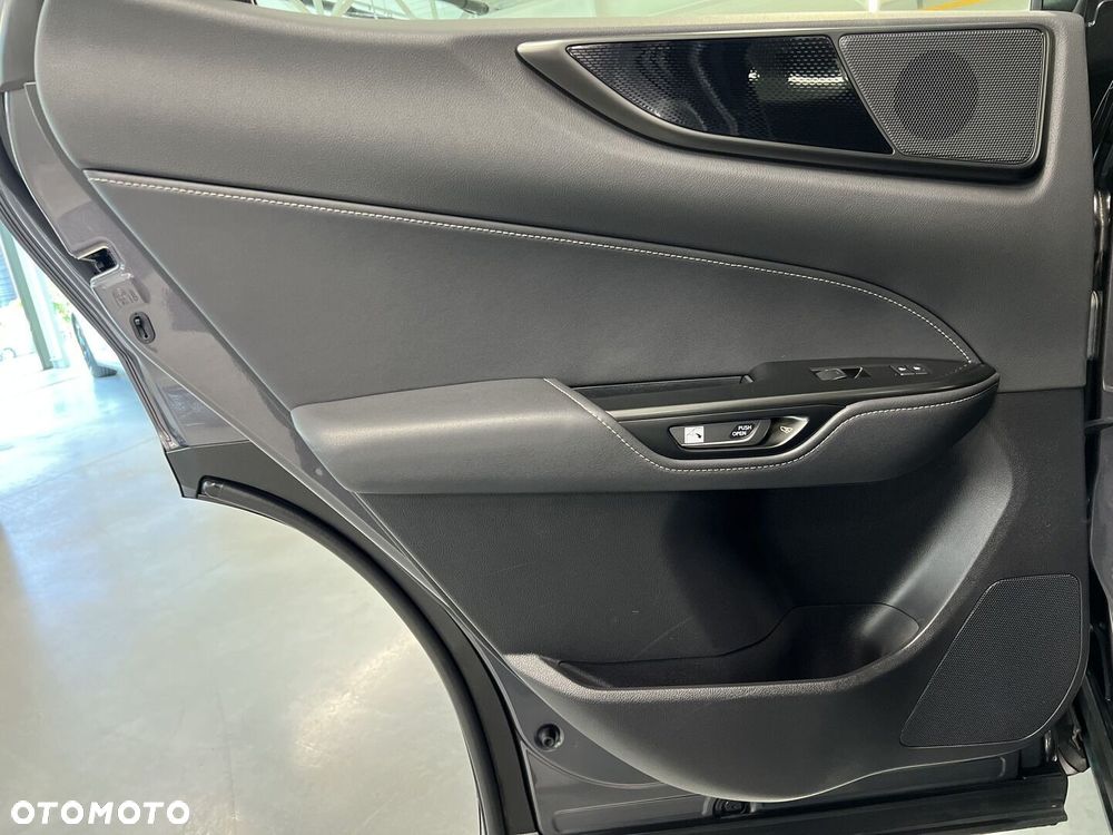 Lexus NX 350h Elegance 2WD - 35
