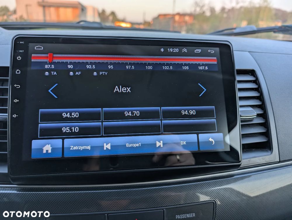 Mitsubishi Lancer 1.8 Intense LPG - 29