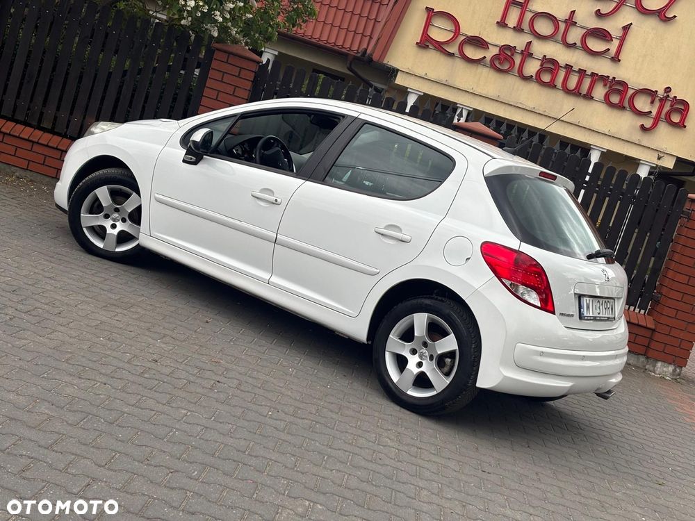 Peugeot 207 120 Premium - 4