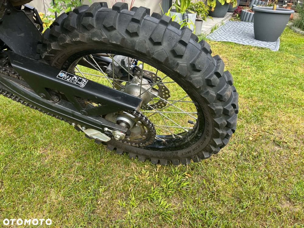 Honda CRF - 6